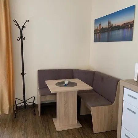Appartement Koeln Messe Apartment-ferienwohnung In Bahnhofsnaehe *